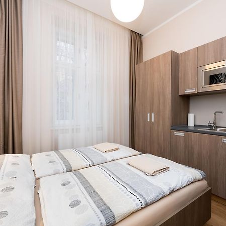 Manesova Astra Apartment Praha Eksteriør bilde