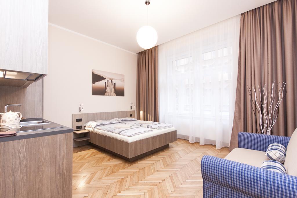 Manesova Astra Apartment Praha Rom bilde