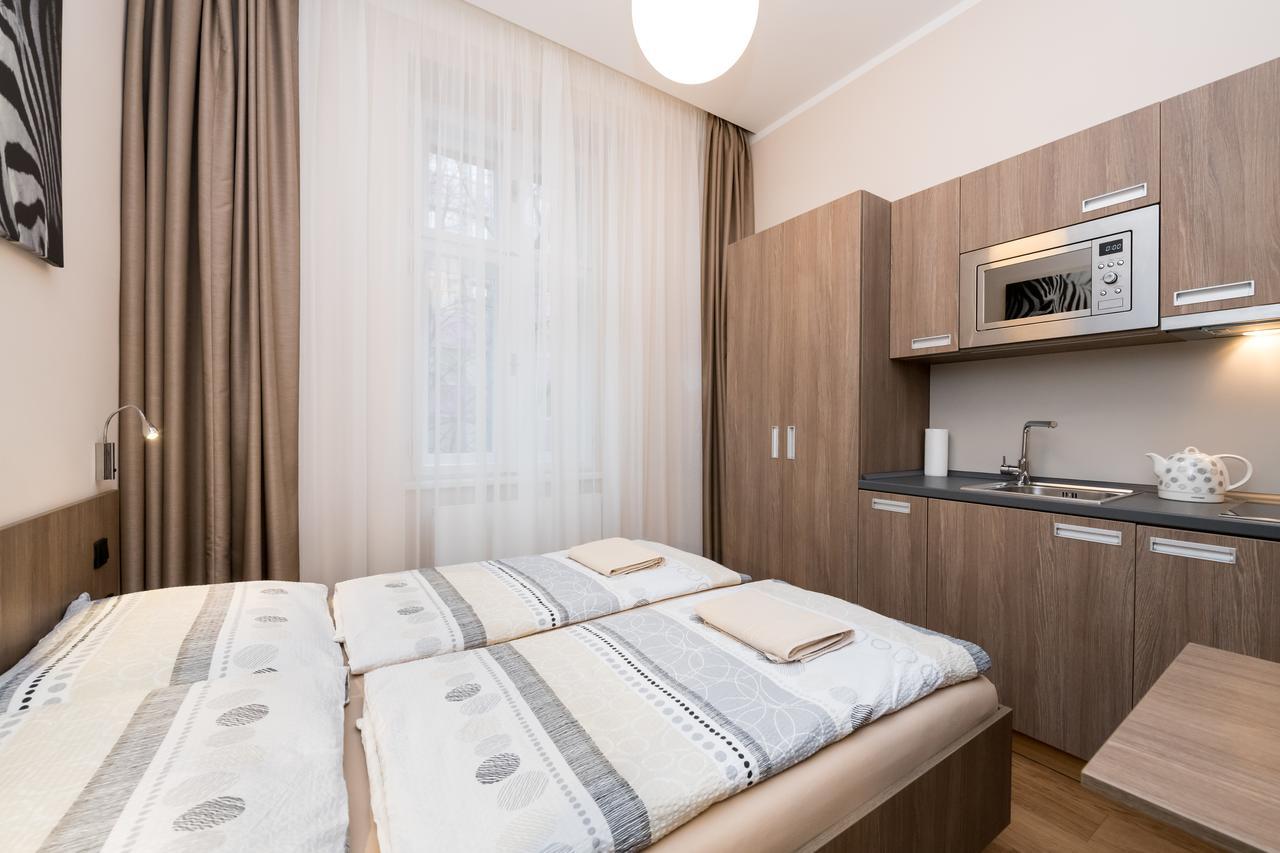 Manesova Astra Apartment Praha Eksteriør bilde