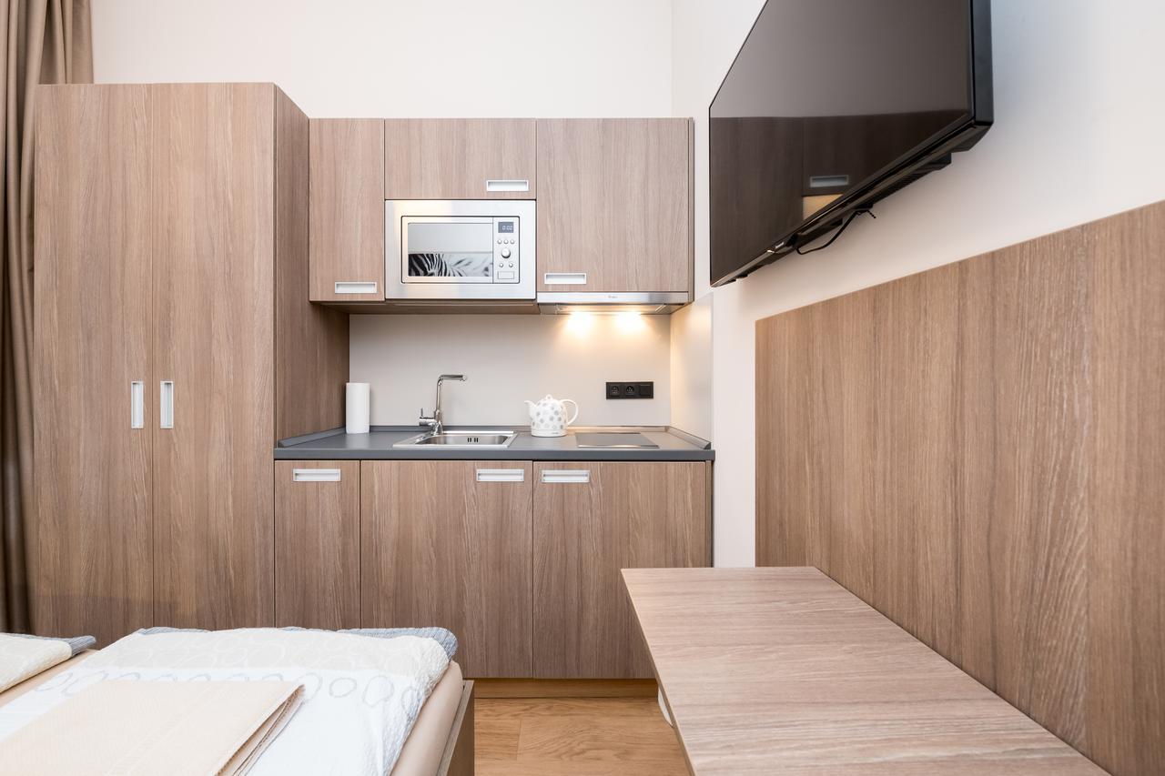 Manesova Astra Apartment Praha Eksteriør bilde